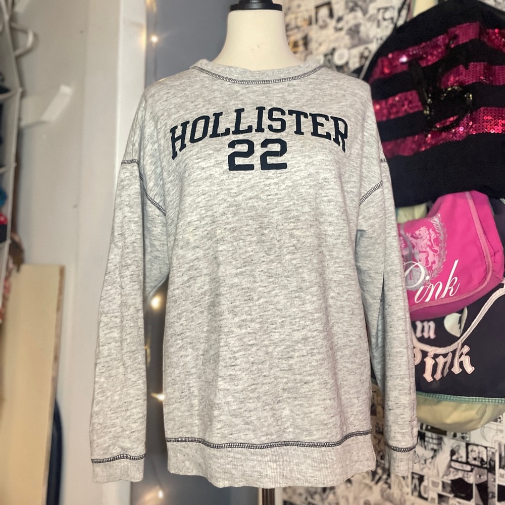 Hollister Light Gray Crewneck Sweater